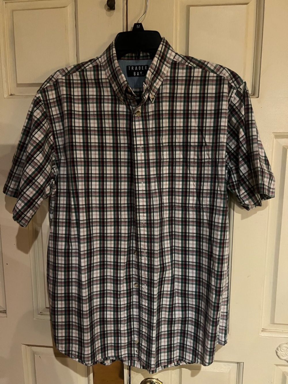 Trader Bay Men’s Short-Sleeve Plaid Button-Up Shirt - White, Black & Green